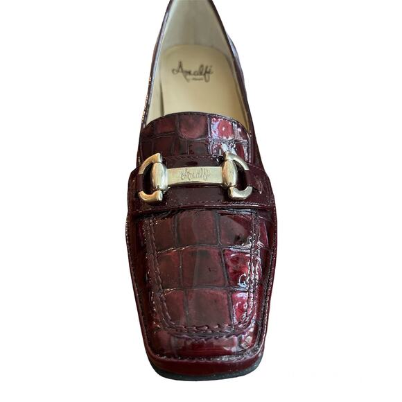 NEW Amalfi by Rangoni Malta Wine Loafers Slip On Gold Buckle Italy Women 7.5 SS - Picture 4 of 6